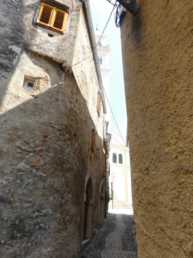 Studio Apartman Old Town Novi Vinodolski Zewnętrze zdjęcie